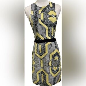 MISS SELFRIDGE- Yellow and Black Geometric Dress